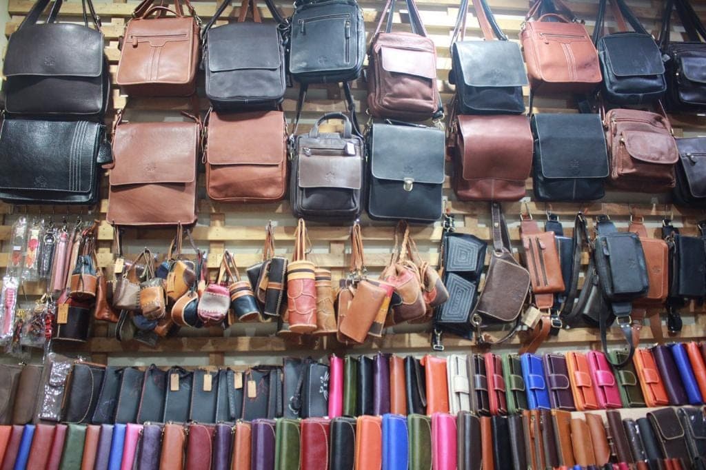 CS Leather หน้าร้านจากผู้ผลิตโดยตรง